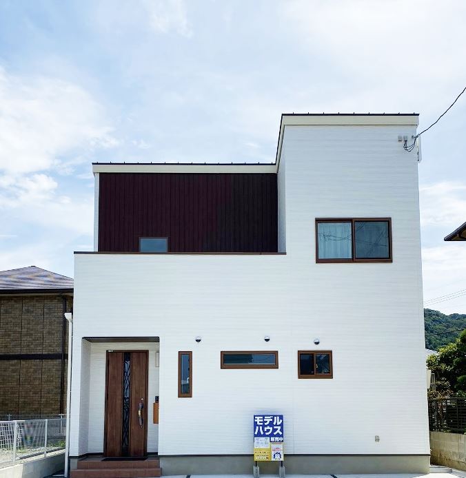 熊本　ペンギンホーム　ローコスト住宅　モデルハウス　外観